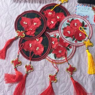 Vải và phụ liệu may trang trí áo dài cách tân.vải và phụ liệu may trang trí áo dài cách tân. Vải và phụ liệu may trang t