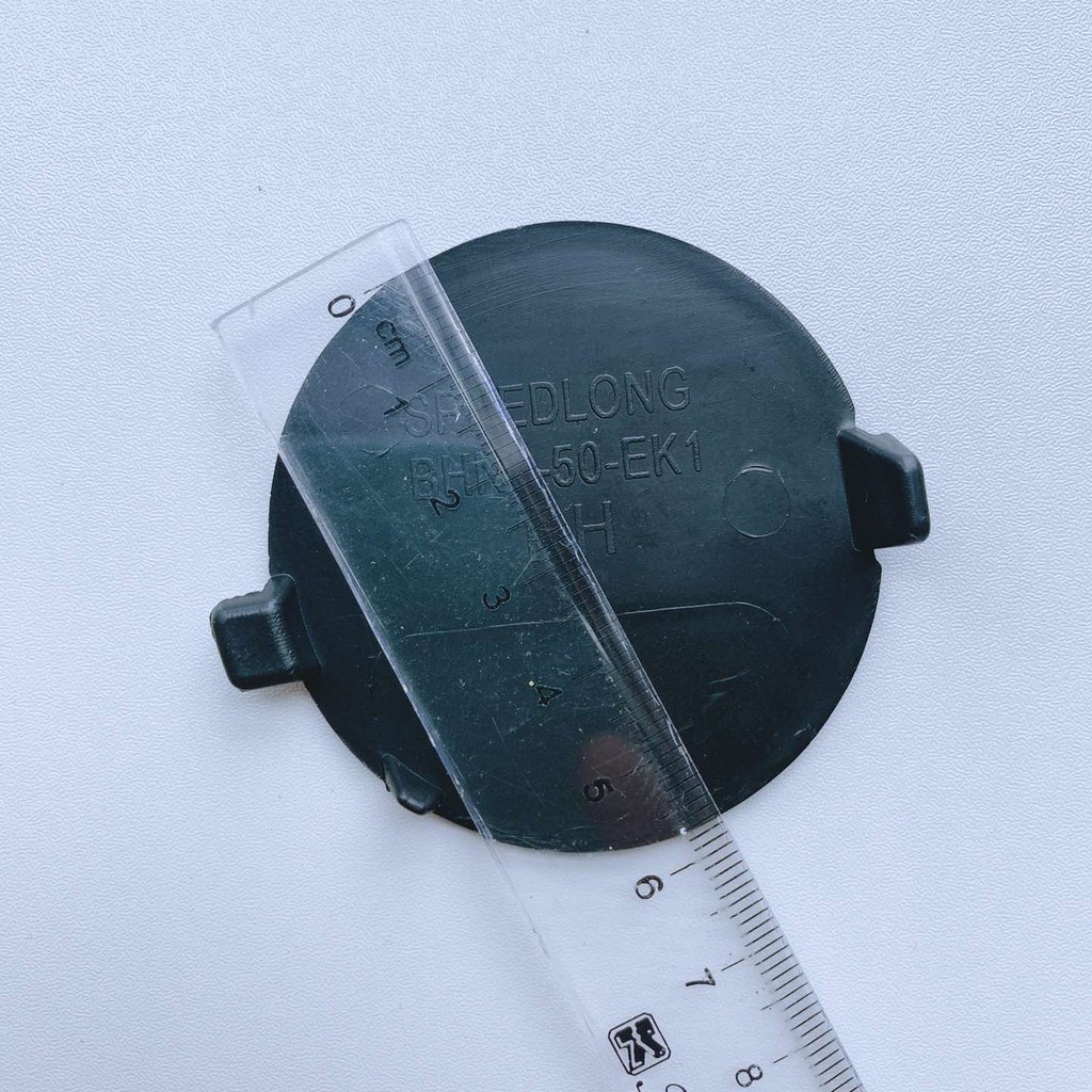 Mazda 3 nhựa tam giác phía trước, nắp đậy tròn phía sau (Giá cho 1 đôi) | BigBuy360 - bigbuy360.vn