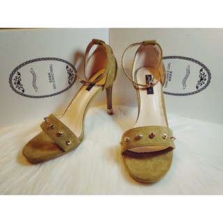 Sandal quai đinh cực HOT (4 màu xanh rêu, đen, hồng nhạt, vàng)