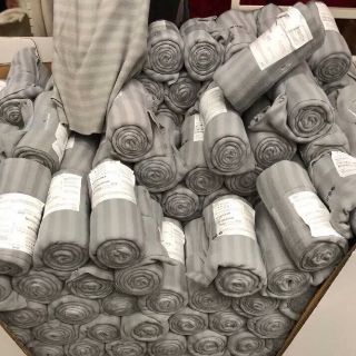 Chăn hè văn phòng Ikea gọn nhẹ