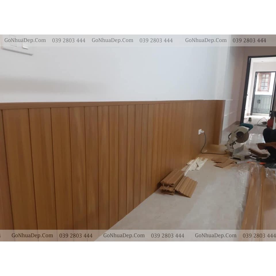 Tấm ốp gỗ nhựa bảo vệ tường không thấm nước, không rêu, không nấm mốc hoặc không cong vênh co ngót