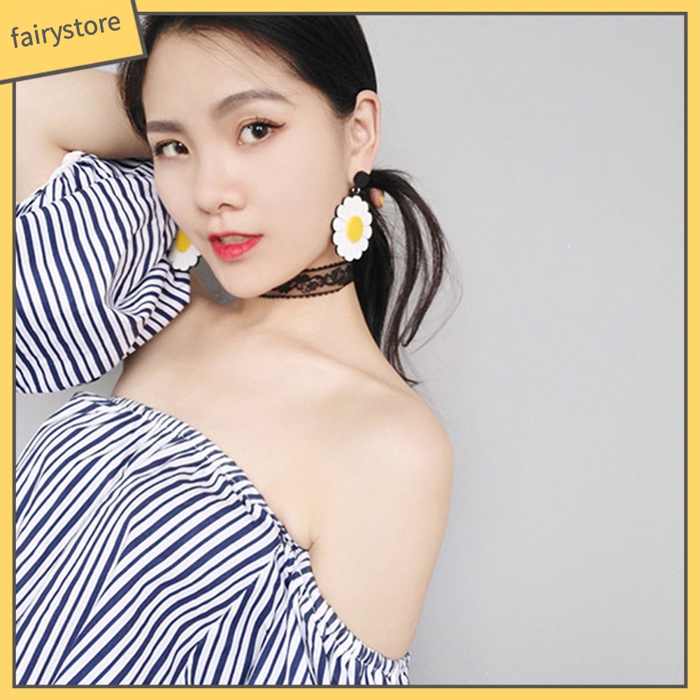 Đôi bông tai hoa cúc lớn thời trang nữ dễ thương