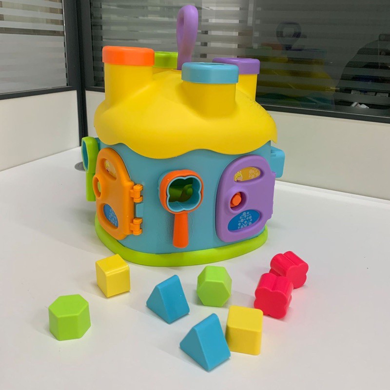 Hộp thả khối ngôi nhà trong mơ - Trò chơi thông minh theo phương pháp Montessori- Đồ chơi đầy nhà