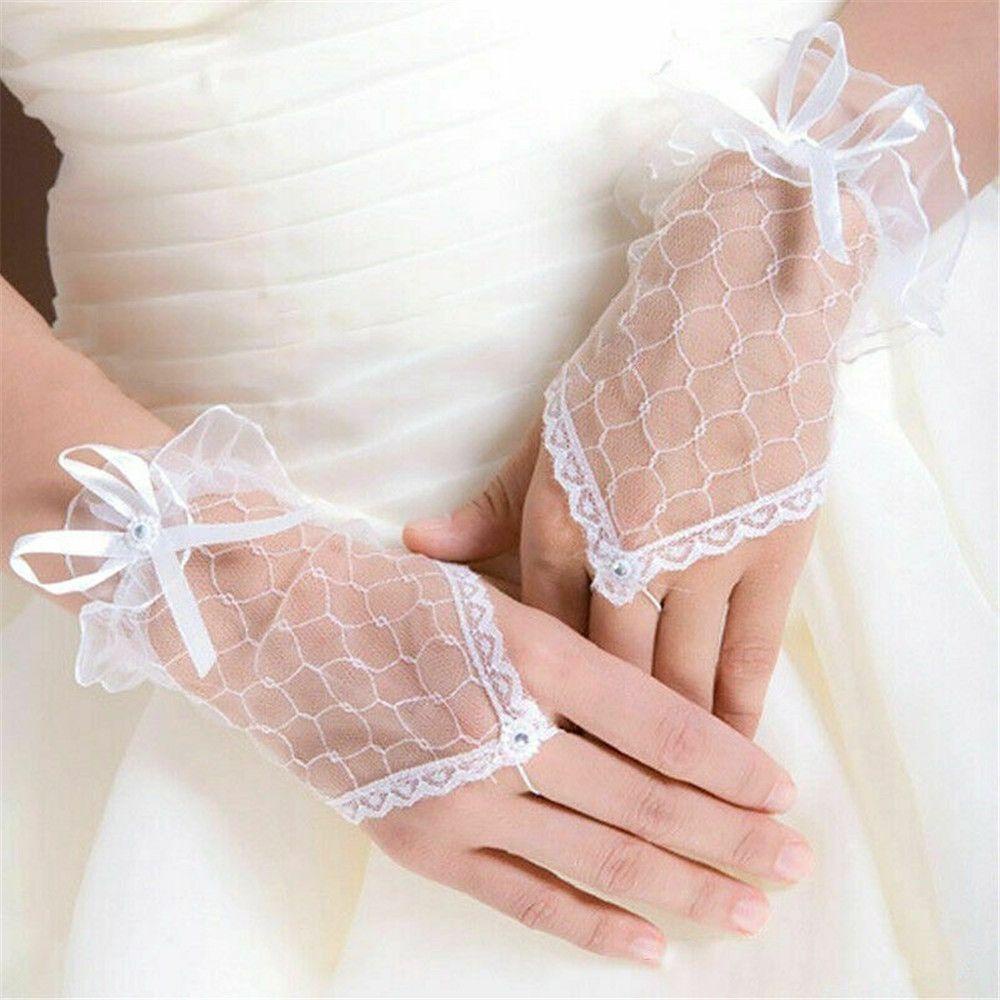 Găng Tay Ren Hở Ngón Hóa Trang