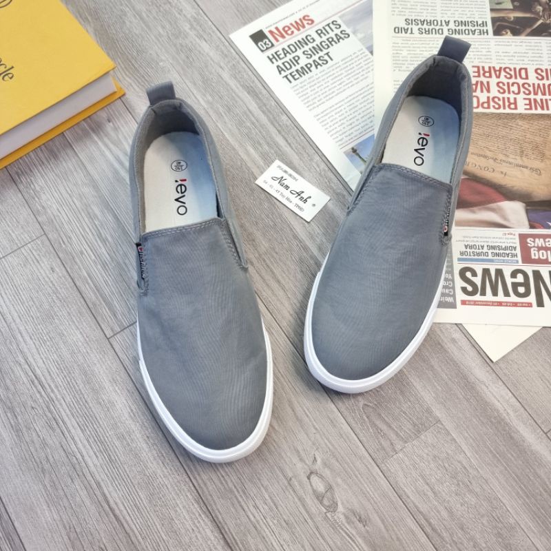 Giày lười vải slip on nam Levo