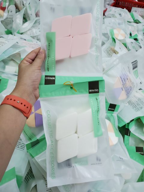 Bông mút trang điểm Miniso | BigBuy360 - bigbuy360.vn