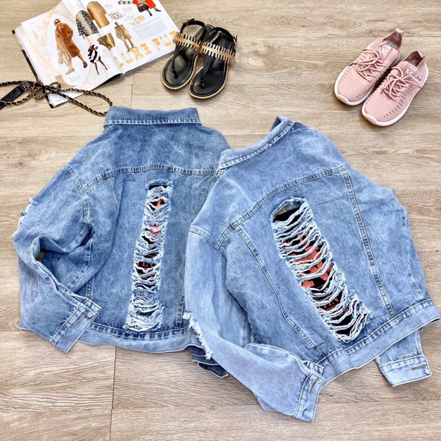 Áo khoác bò đắp vải rách lưng, hình thật 100%