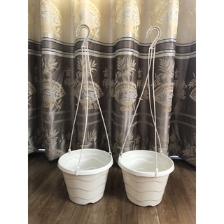 Chậu nhựa treo sóng biển màu trắng 20x15