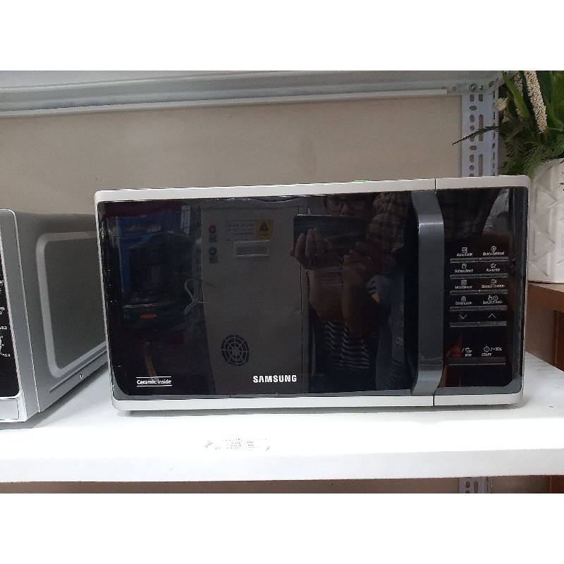 Lò vi sóng Samsung MS23K3513AS/SV-N 23 lít
