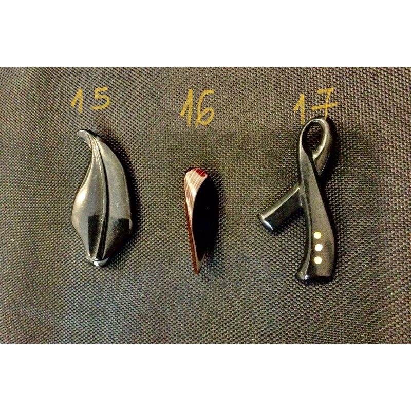 Cài áo nhựa đẹp