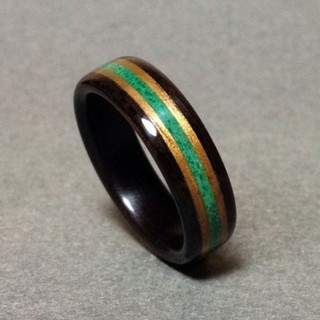 nhẫn gỗ mun cẩn đồng và đá turquise