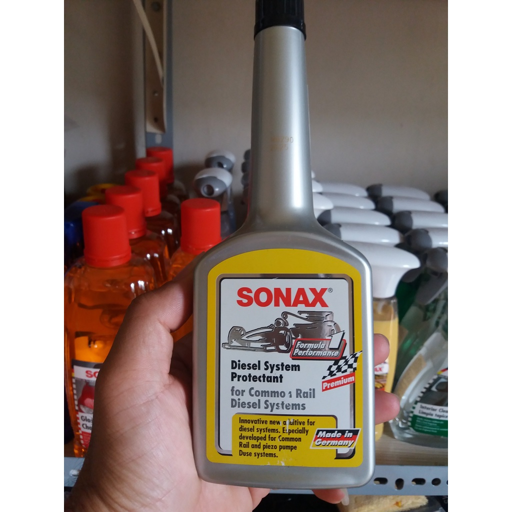 SONAX 521100 - Phụ gia bảo vệ hệ thống máy dầu 250ml