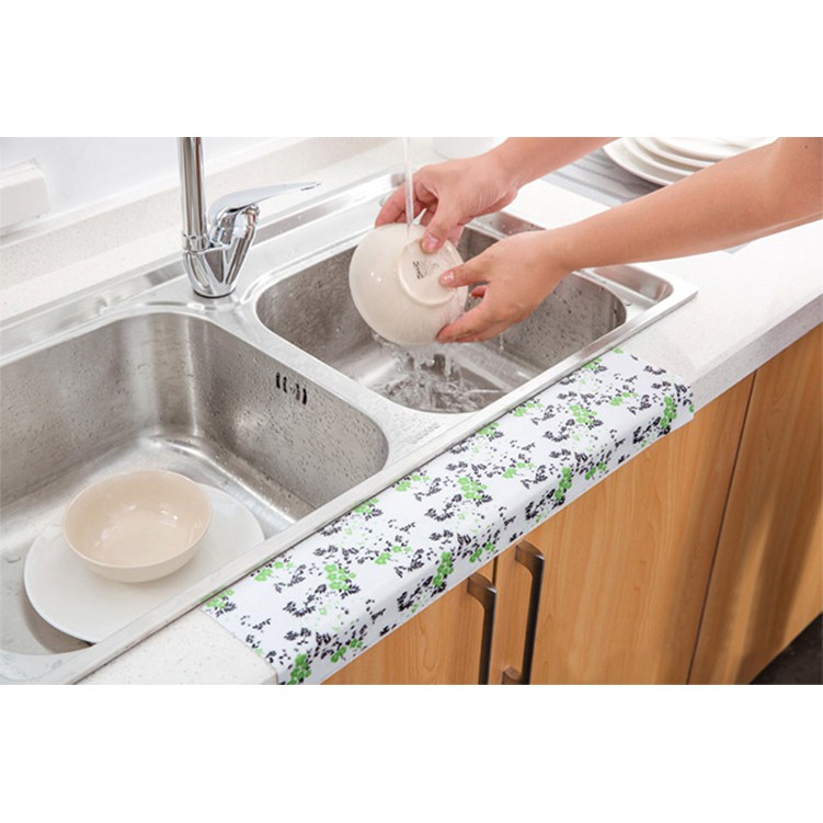 Tấm Dán Trang Trí Bếp, Bồn Vệ Sinh Hoa Văn 50x12 cm (Mẫu Ngẫu Nhiên)