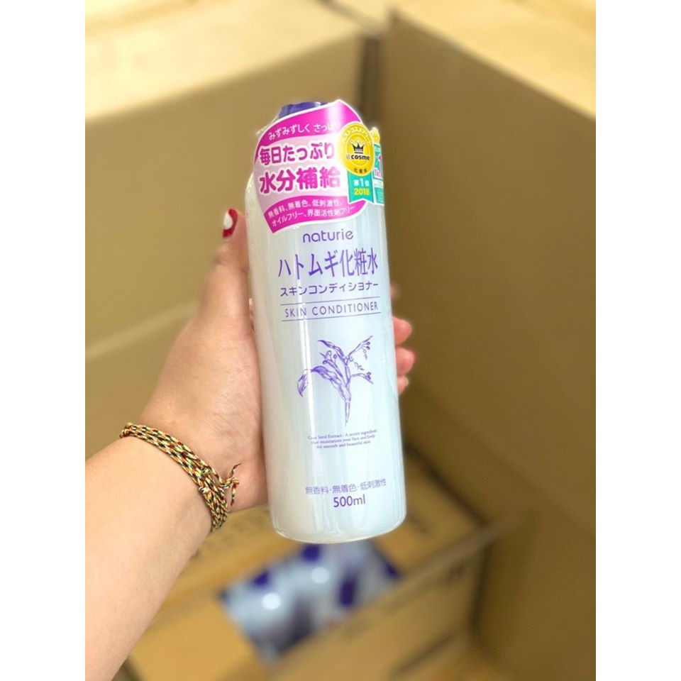 Toner Naturie Hatomugi Skin Conditioner 500ml