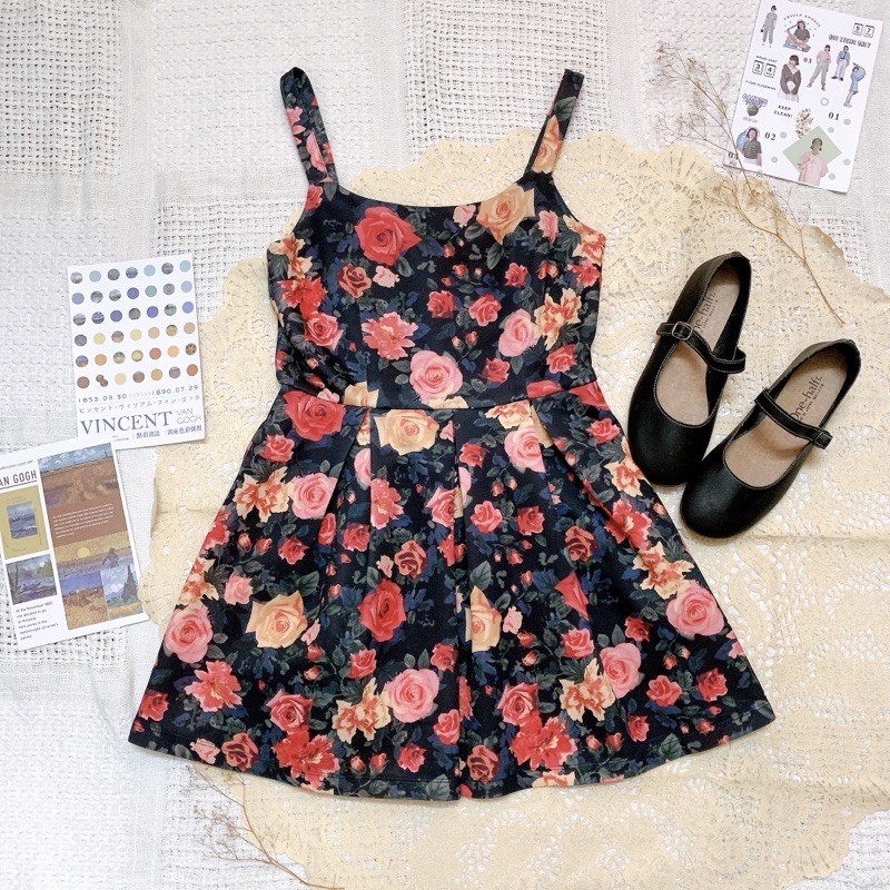 Đầm hoa Forever21