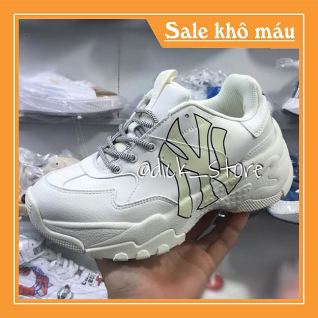 𝐆𝐢à𝐲 𝐧ữ 𝐒𝐧𝐞𝐚𝐤𝐞𝐫 𝐜𝐡𝐮𝐧𝐤𝐲 𝐌𝐋𝐁 𝐛ó𝐧𝐠 𝐜𝐡à𝐲 𝐇à𝐧 𝐐𝐮ố𝐜
