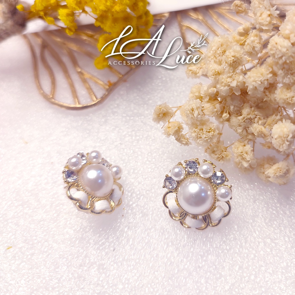 Khuyên tai hạt tròn viền hoa Laluce phong cách thanh lịch Hàn Quốc, bông hoa tai hình tròn đính đá basic HT09