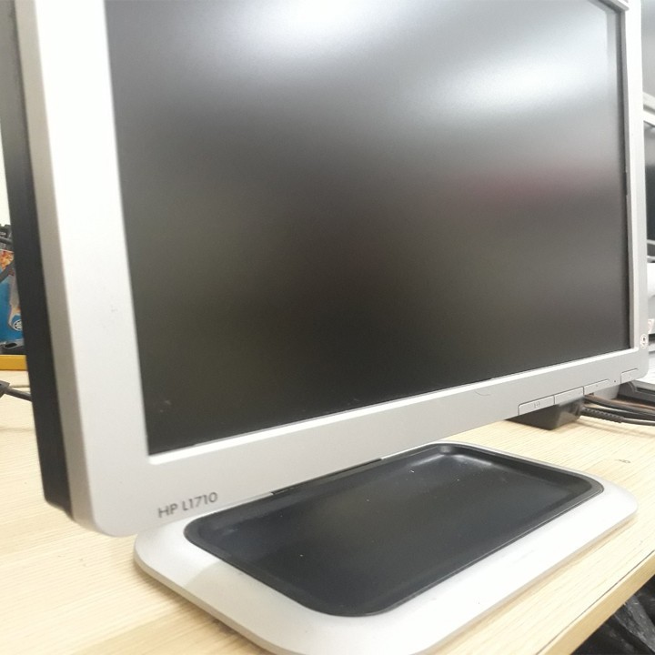Màn hình máy tính HP 17in thanh lý văn phòng | BigBuy360 - bigbuy360.vn