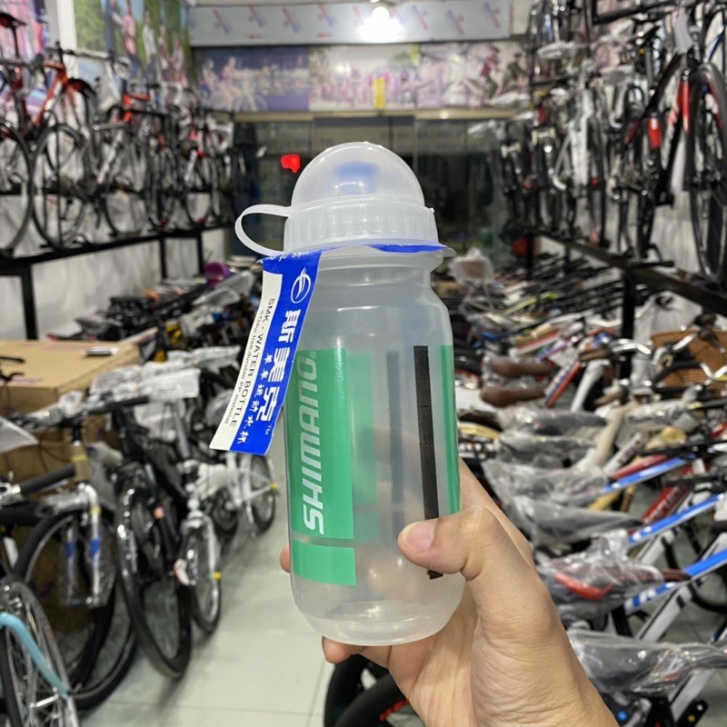 Bình nước Shimano 750ml, chất liệu Polyetylen, không mùi (chính hãng)