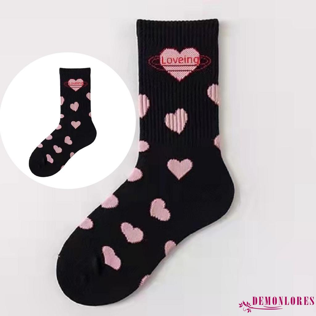 Đôi vớ da in hình trái tim dễ thương dành cho nữ