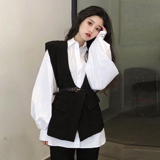 Set sơ mi trắng kèm gile đen