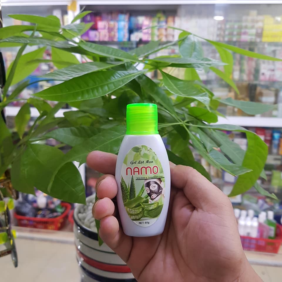 Gel lột mụn than hoạt tính lô hội