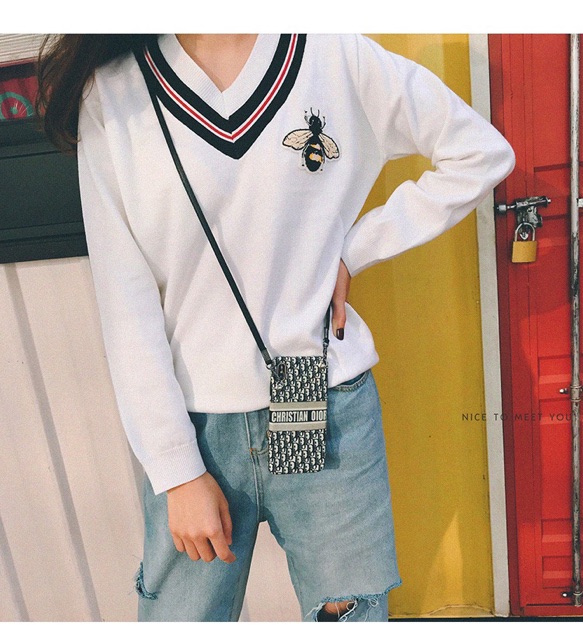 Ốp dẻo kèm dây mẫu thương hiệu