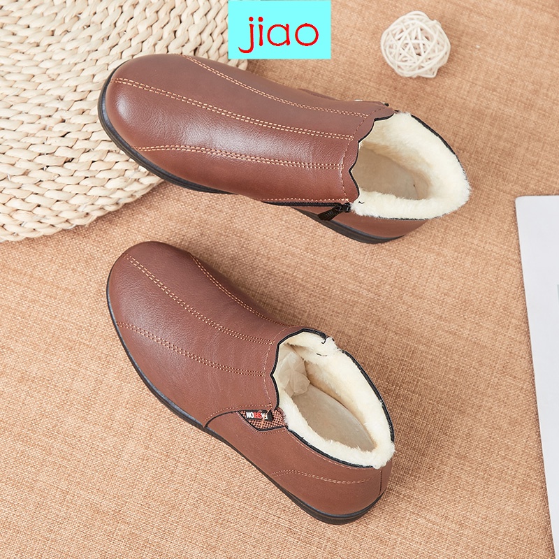 Đôi giày bốt bằng cotton lót nhung mềm mại giữ ấm mùa đông chống trượt cho nữ trung niên