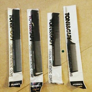Lược cắt tóc cao cấp  Toni & Guy