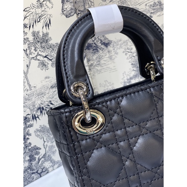 Túi tí hon chần chỉ