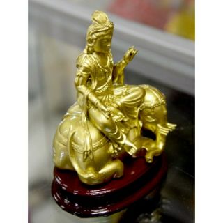 Tượng Phổ hiền bồ tát