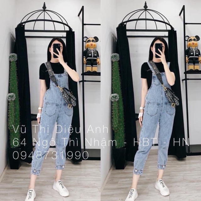 Yếm jean xanh nhạt bo cúc dưới