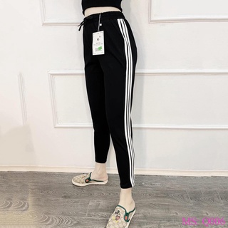 Quần thể thao nữ jogger 3 sọc.chất Umi co giãn 4 chiều ko xù lông