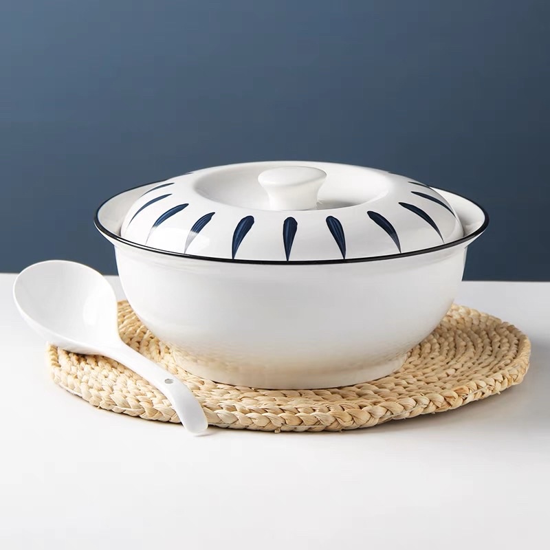 Set 4 đĩa sứ hoa văn cổ điển