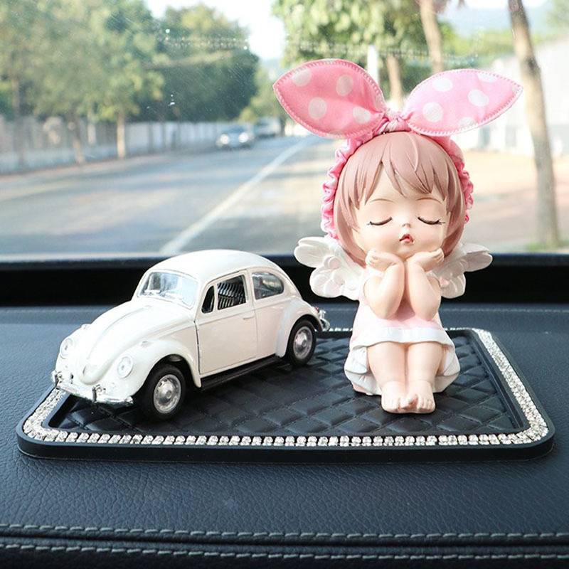 Thiên Thần Annie Bên Xe Beelte Cổ Điển Dễ Thương Trang Trí Taplo Ô Tô