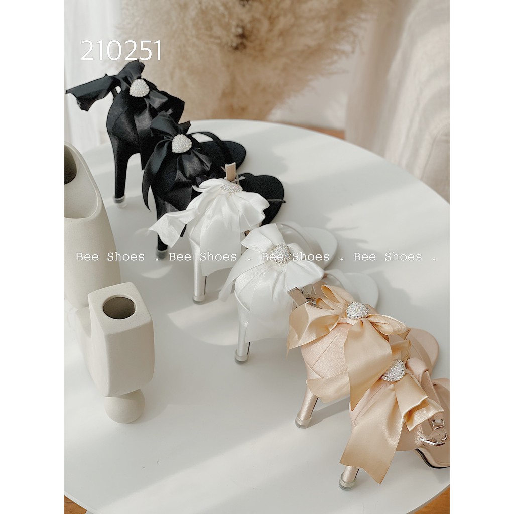 BEESHOES - SANDAL NỮ MŨI TRÒN QUAI NGANG TRƠN - SANDAL NỮ MŨI TRÒN GÓT NHỌN CAO 9 PHÂN SẴN MÀU ĐEN - TRẮNG - BE 210251