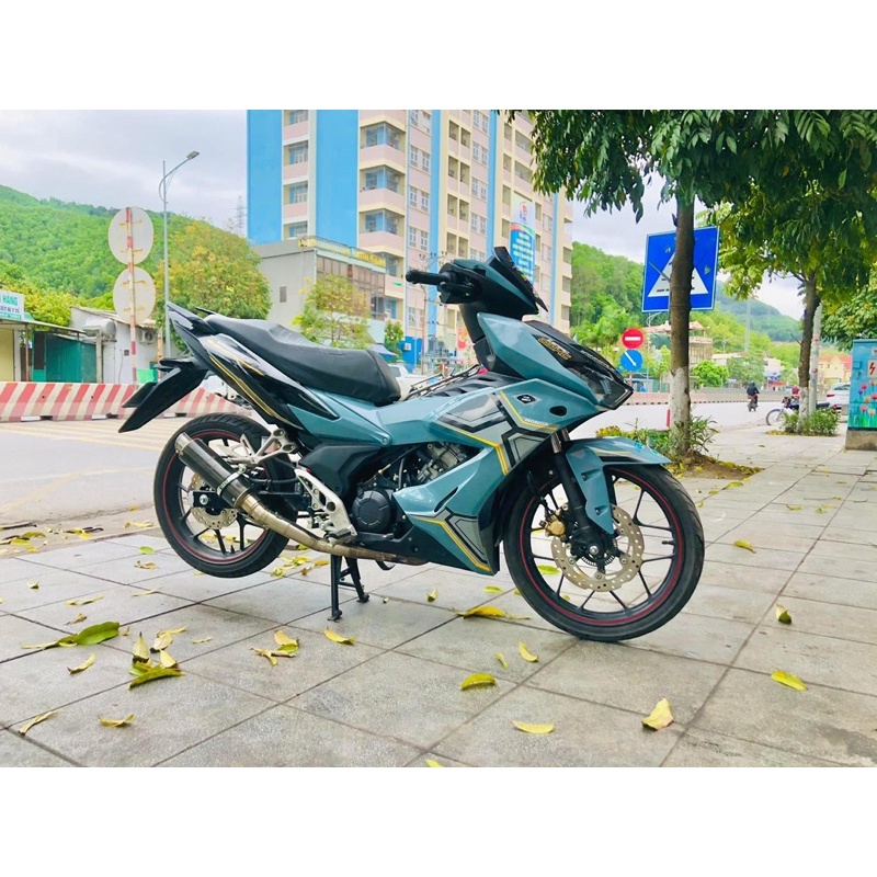 ( Quí khách vui lòng mang ra tiệm cho thợ dán ) Tem Winner x 2021