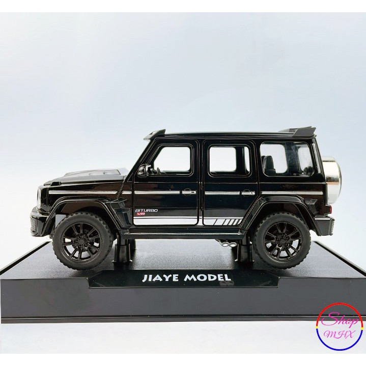 Xe ô tô đồ chơi mô hình xe Mercedes G63 Brabus 700 TẶNG KÈM BIỂN SỐ tỉ lệ 1:32 hãng DoubleHorses