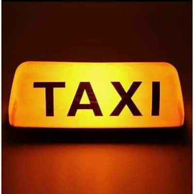 Mào TAXI có đèn, đế nam châm,gồm 2 màu vàng và trắng