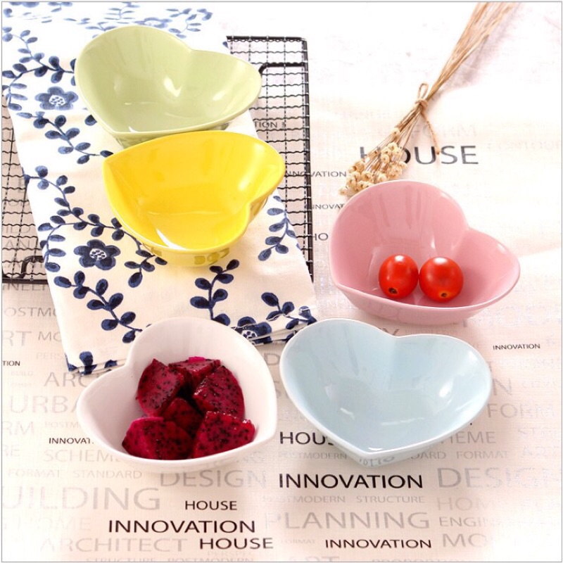 Bát ăn dặm gốm sứ hình trái tim 150ml dành cho bé ăn dặm
