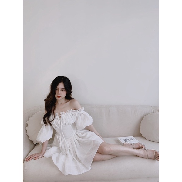Váy trắng trễ vai bồng bềnh AGUJA LOLIA DRESS