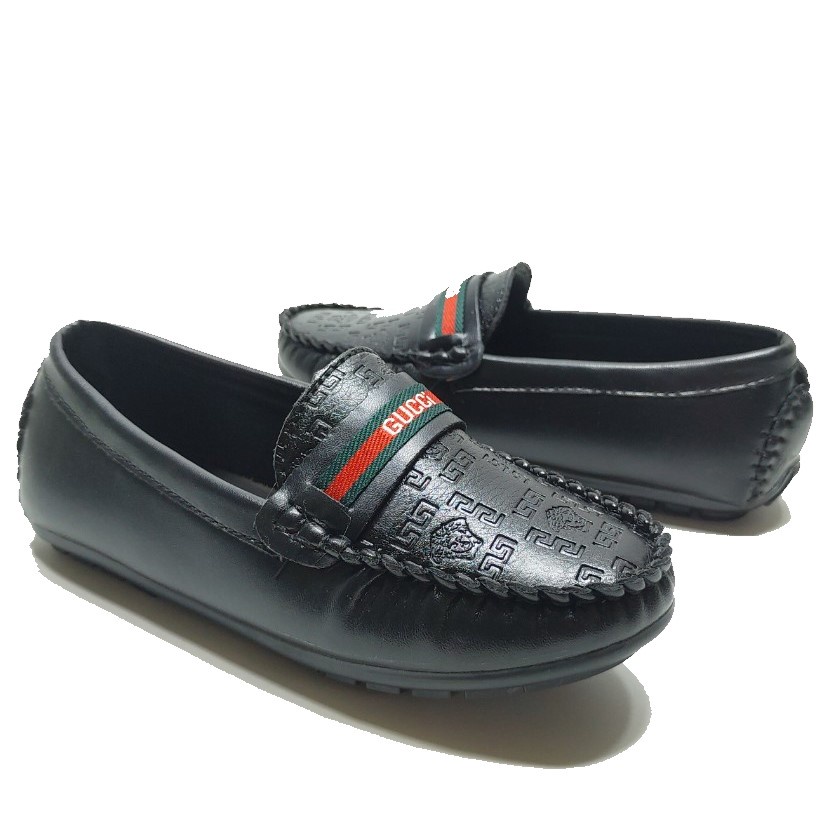 Giày lười bé trai mẫu đẹp cho bé từ 1 đên 9 tuổi STShop368  khách lấy mẫu nào gưi ảnh qua tin mục chát