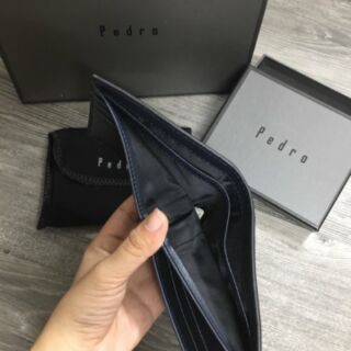 Ví Pedro nam trơn
