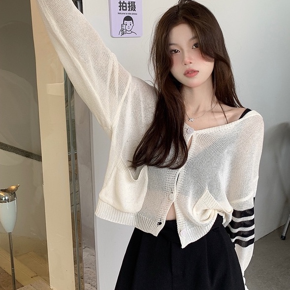 Áo khoác tay dài có nón thời trang trẻ trung cá tính