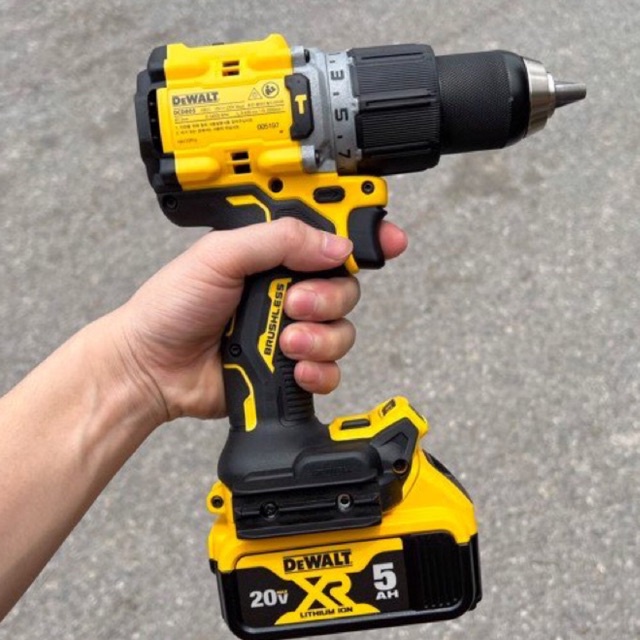 Khoan dewalt dcd805 bảo hành 3 năm