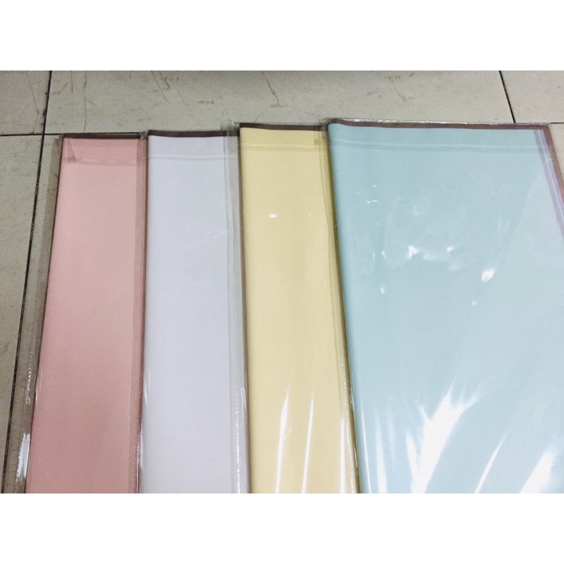Giấy gói hoa viền vàng gold chống thấm