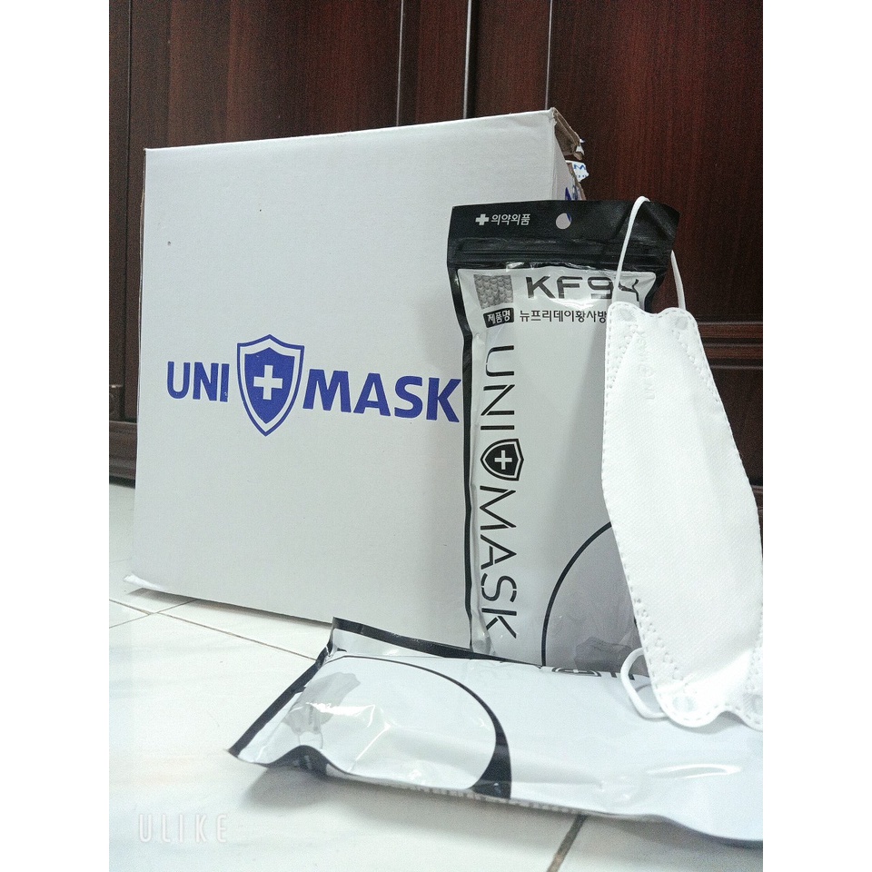 1 Thùng 300c Khẩu Trang 4D UNI MASK KF94