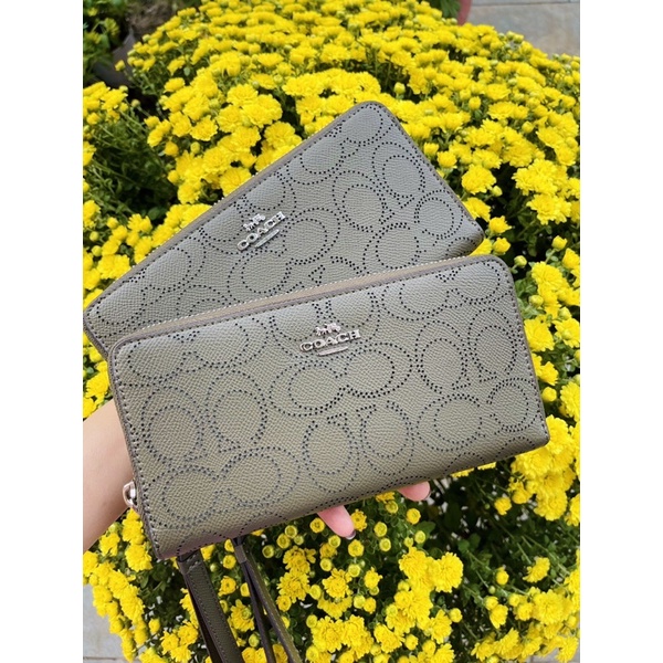 Ví coach new 20cm — xinh xắn, vừa ip