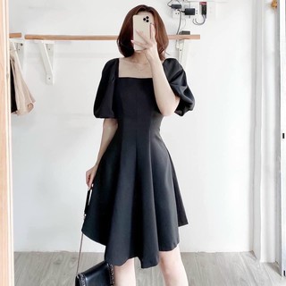 Đầm váy đen cổ vuông tay lỡ