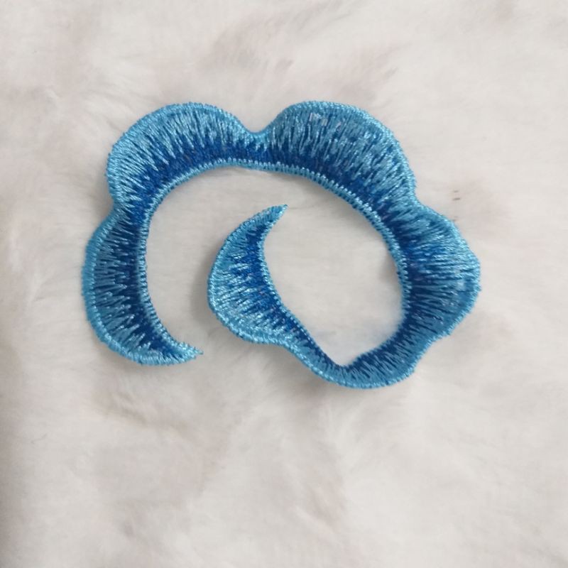 Cánh hoa trang trí.